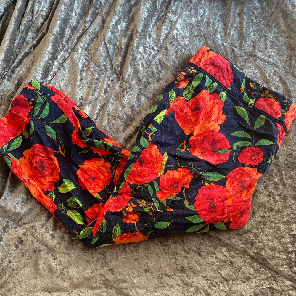 New York & Co cropped floral slacks